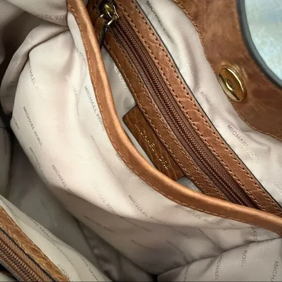 Michael Kors Leather Satchel, Cognac Brown, Gold Metallic Trim. - Picture 8 of 11